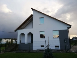 Дом в п. Острошицкий Городок